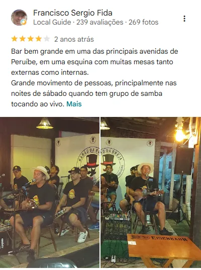 Avaliação cinco estrelas de Francisco sobre o ambiente espaçoso e música ao vivo